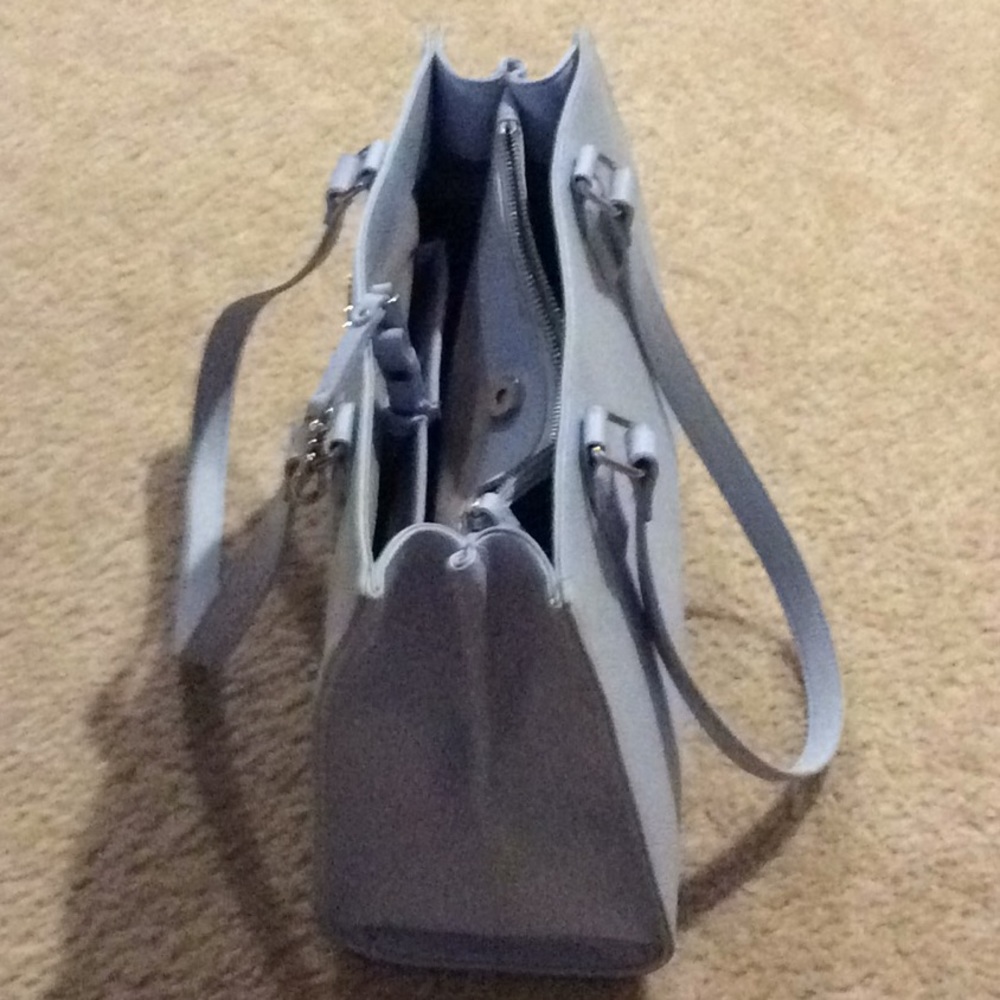 Kim Rogers Baby Blue Purse - Picture 2 of 2